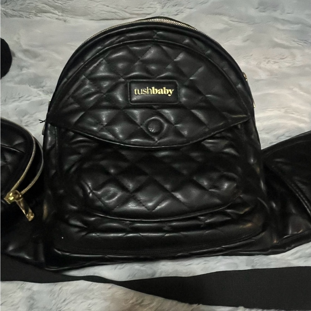 Black Vegan Leather Tushbaby